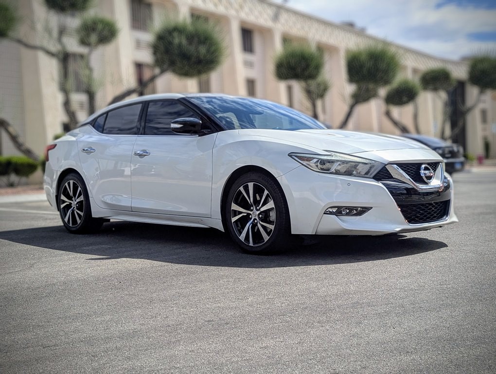 2016 Nissan Maxima Image 2