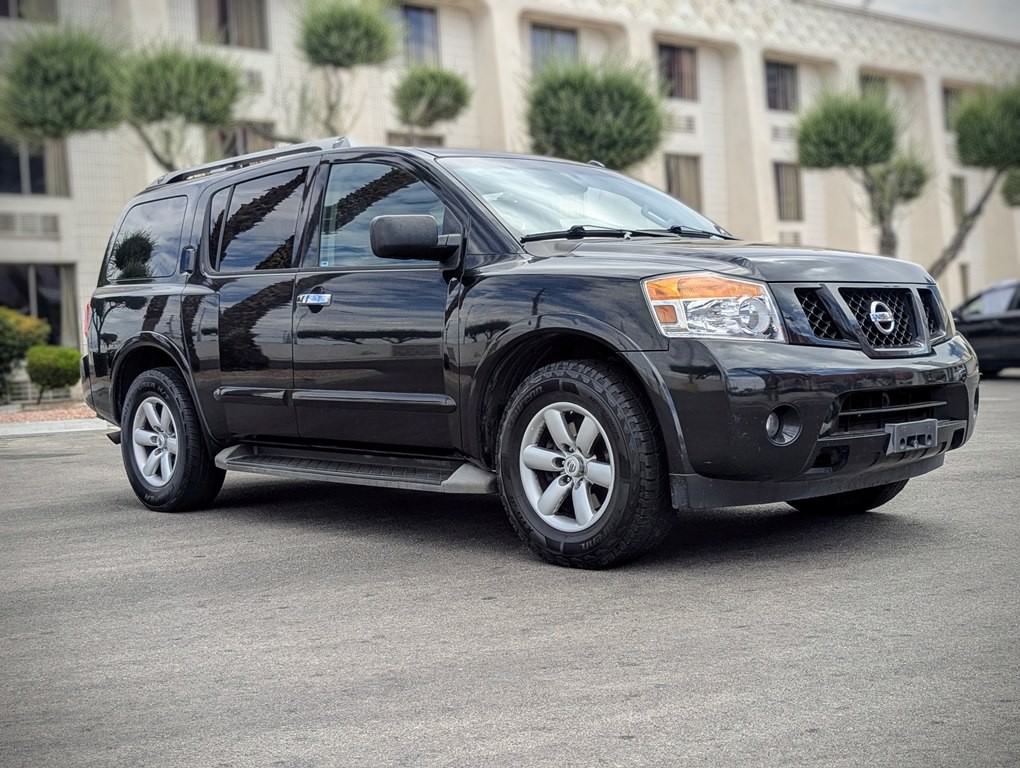 2015 Nissan Armada Image 2