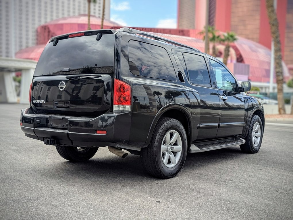 2015 Nissan Armada Image 3