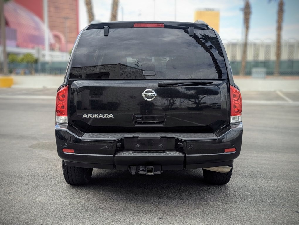 2015 Nissan Armada Image 6