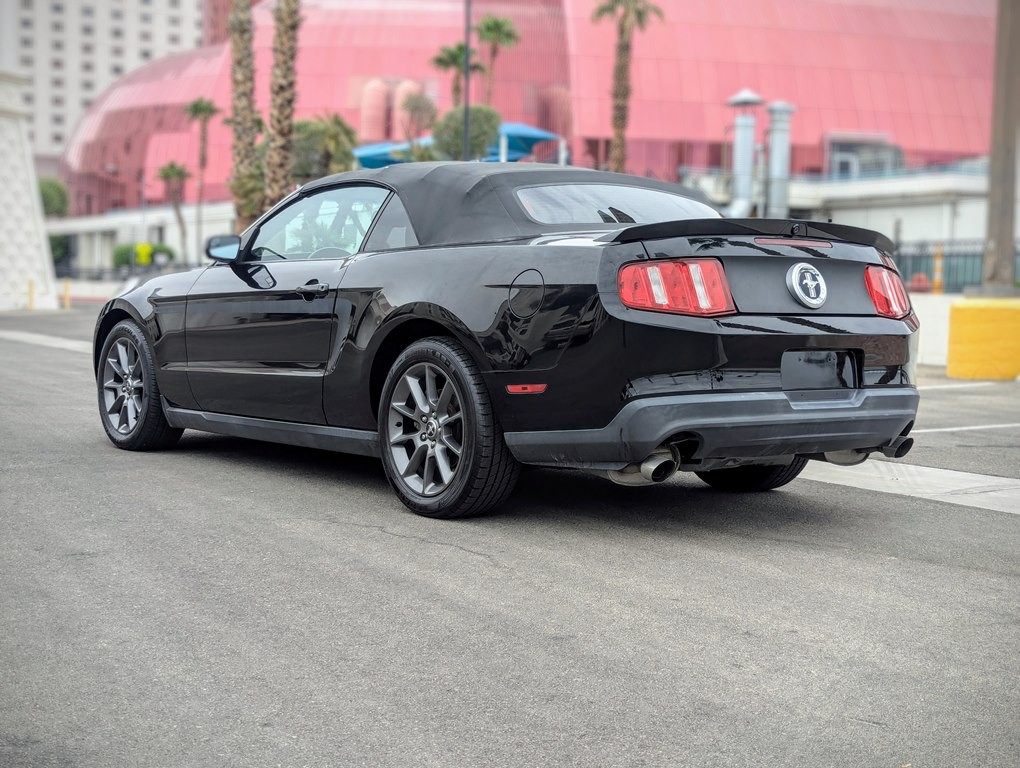 2011 Ford Mustang Image 4