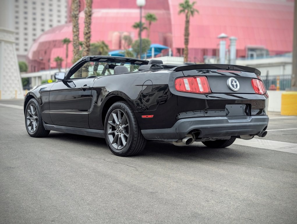 2011 Ford Mustang Image 5