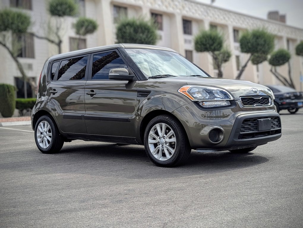 2013 Kia Soul Image 2