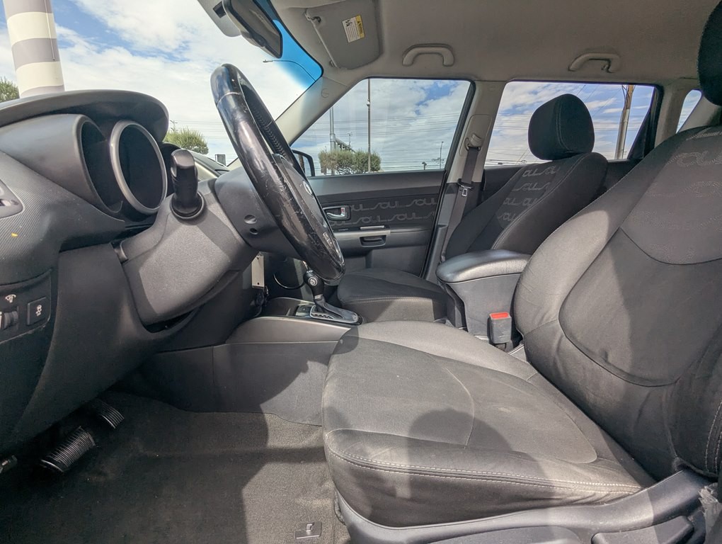 2013 Kia Soul Image 8