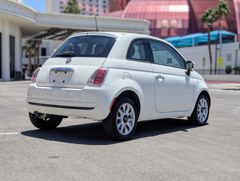 2016 FIAT 500 Image 3