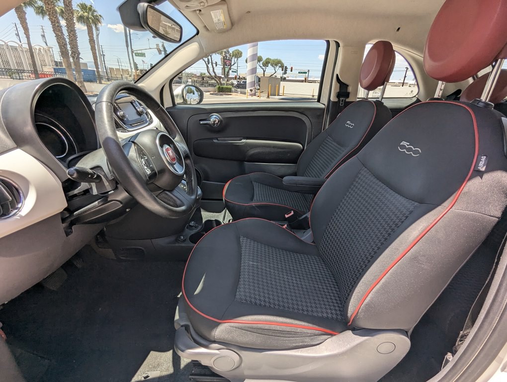 2016 FIAT 500 Image 8