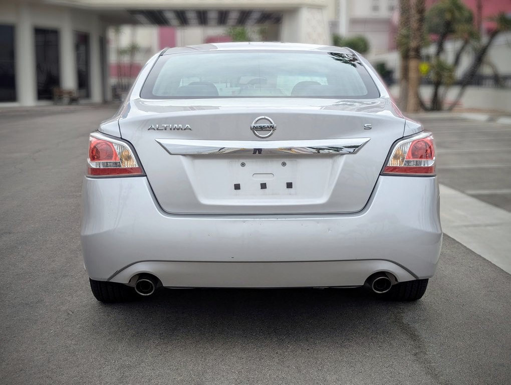 2015 Nissan Altima Image 6