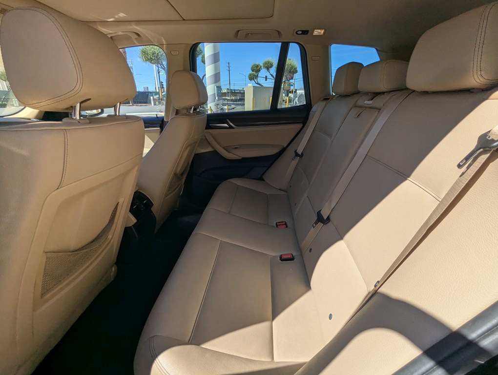 2017 BMW X3 Image 9