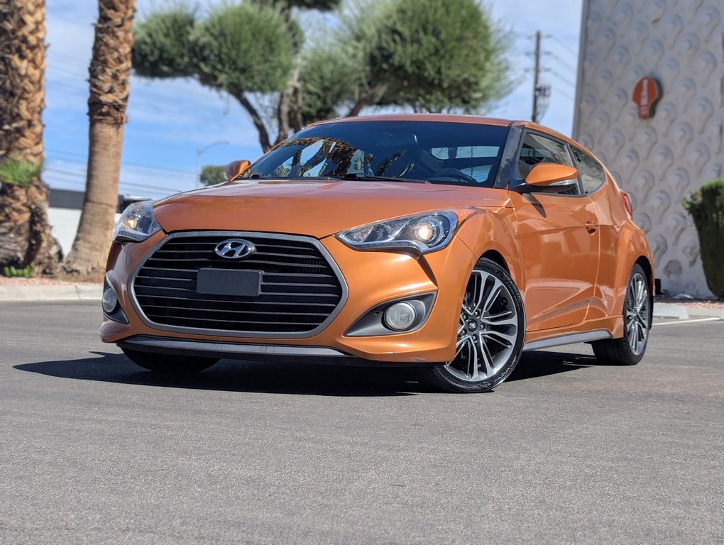 2016 Hyundai Veloster Image 1