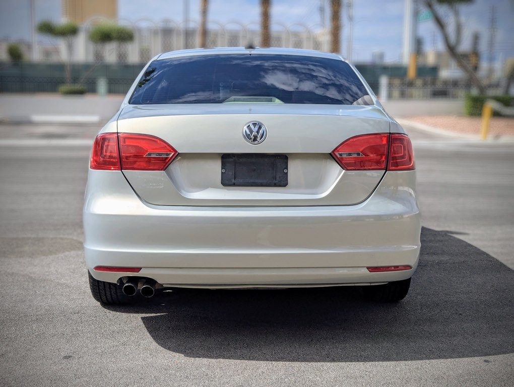 2011 Volkswagen Jetta Image 6