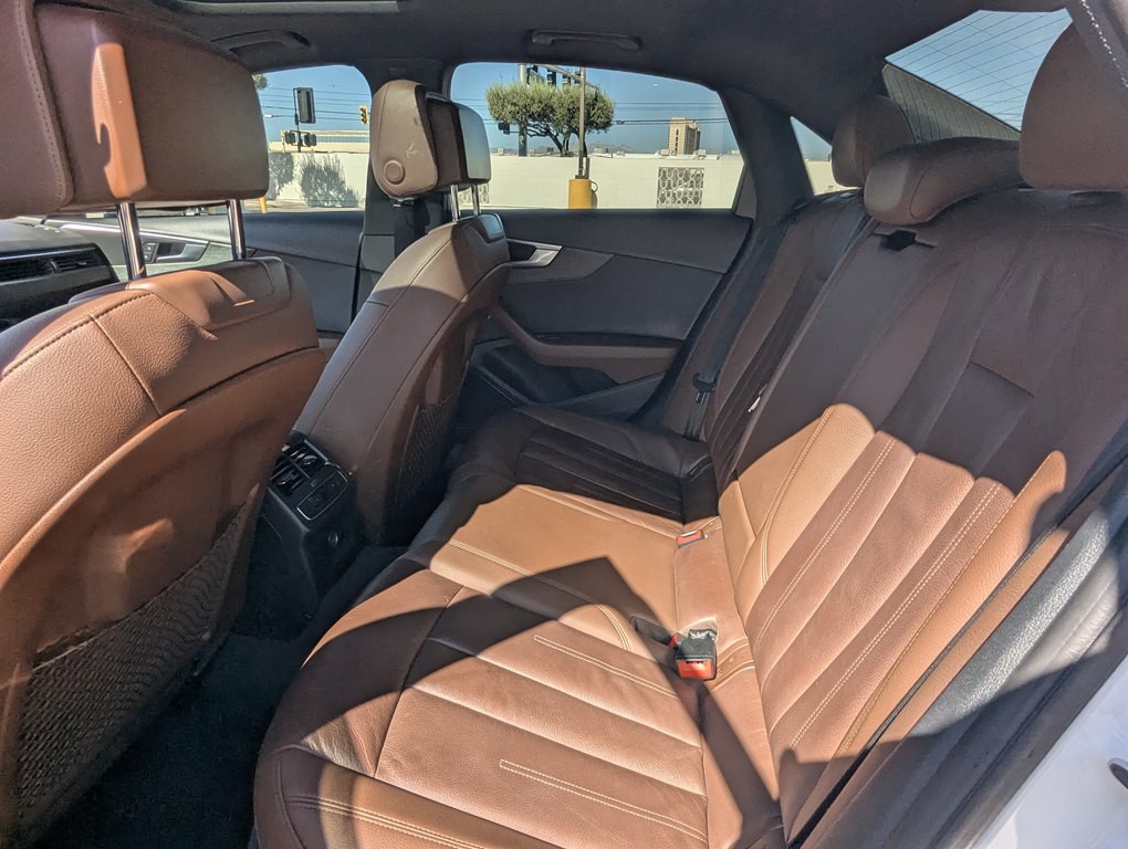 2018 Audi A4 Image 9