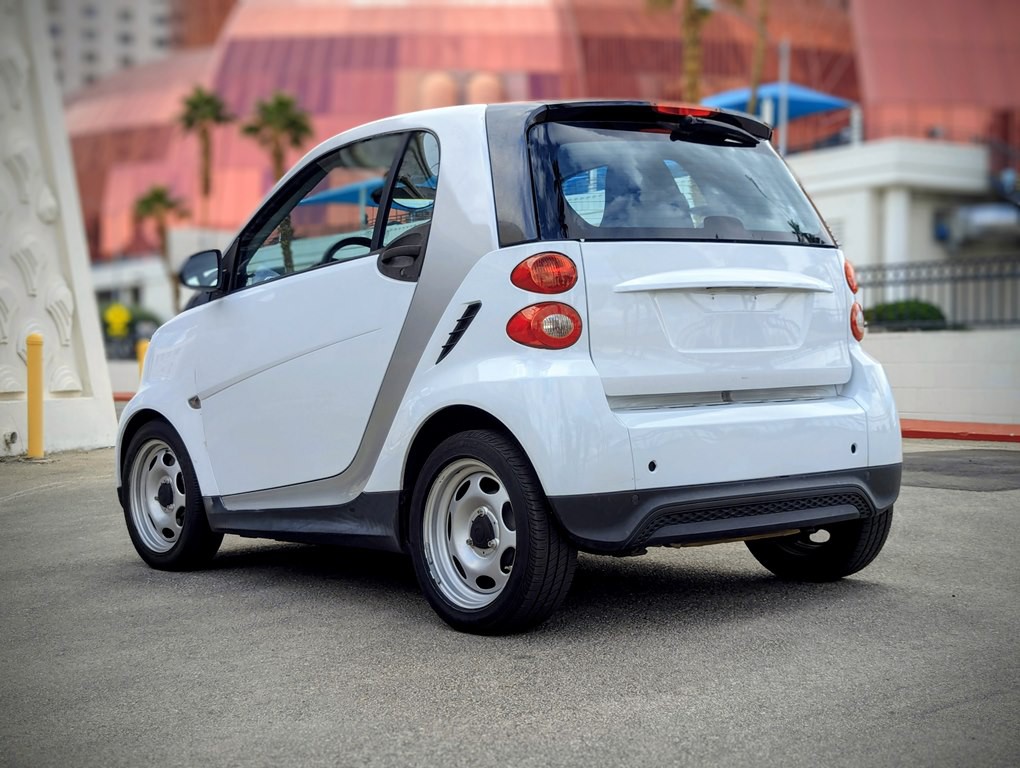 2014 smart fortwo Image 4