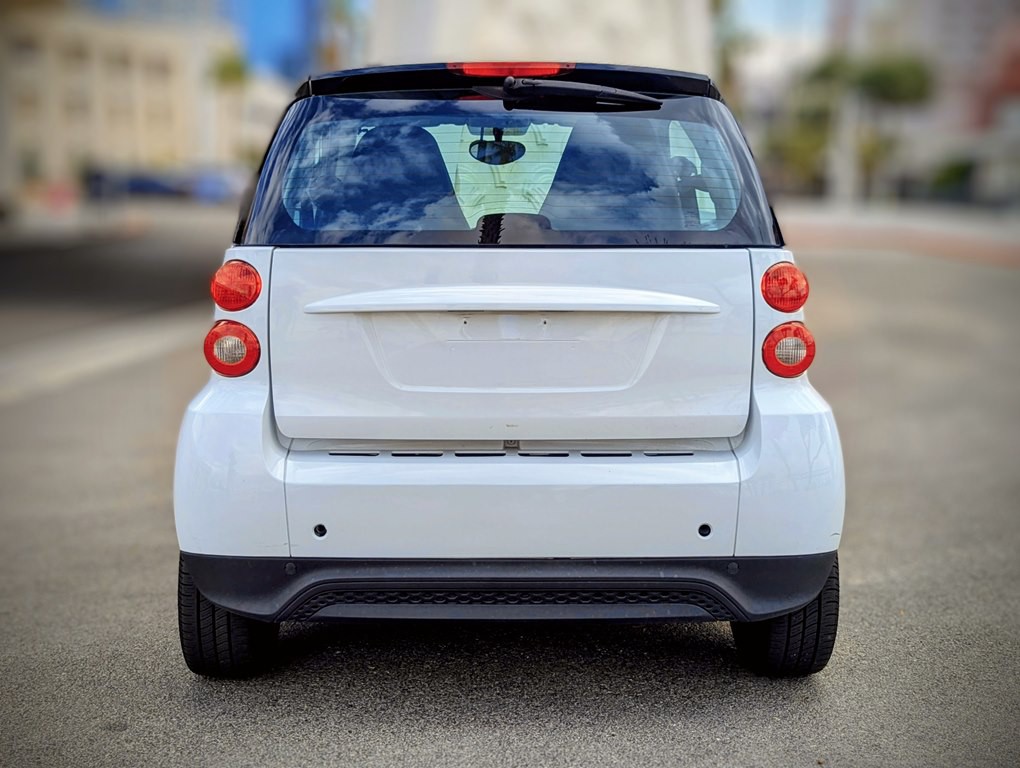 2014 smart fortwo Image 6