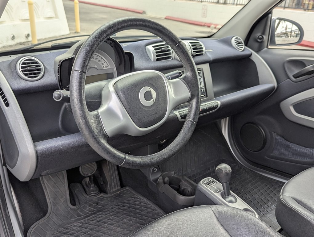 2014 smart fortwo Image 7