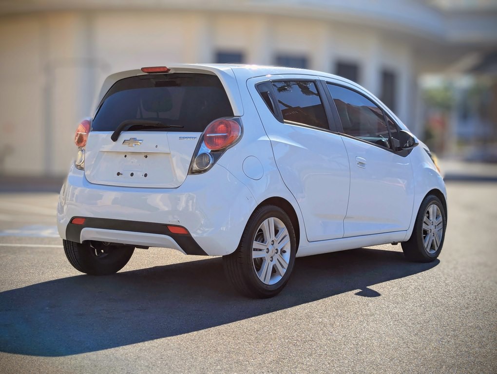 2015 Chevrolet Spark Image 3