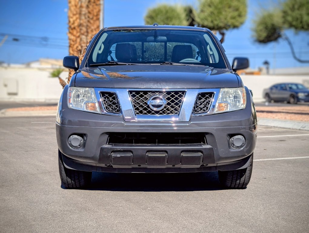 2015 Nissan Frontier Image 5