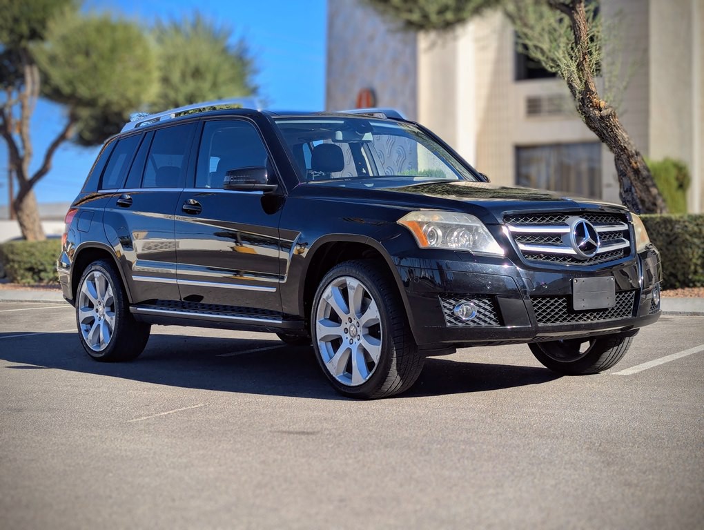 2010 Mercedes-Benz GLK-Class Image 2