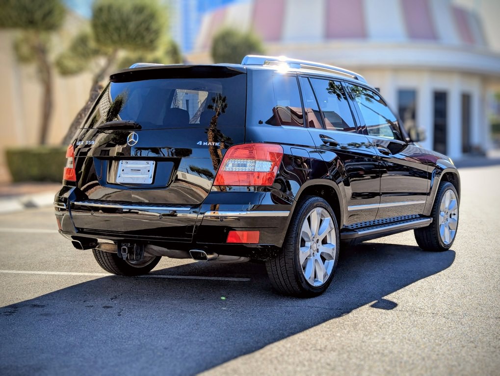 2010 Mercedes-Benz GLK-Class Image 3