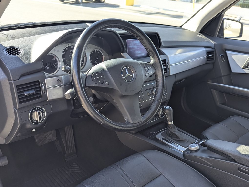 2010 Mercedes-Benz GLK-Class Image 7