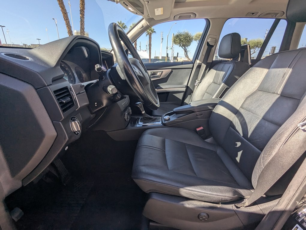 2010 Mercedes-Benz GLK-Class Image 8