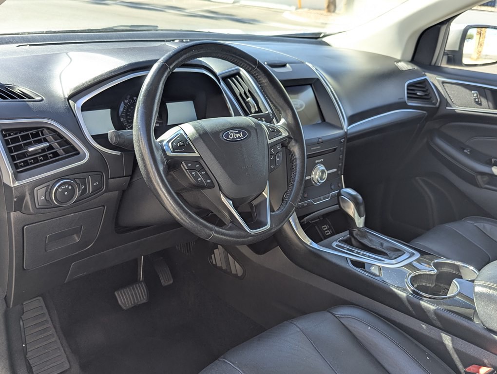 2017 Ford Edge Image 7