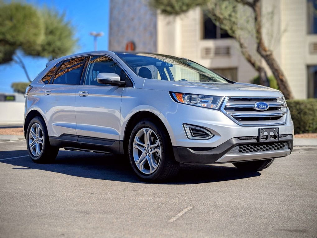 2017 Ford Edge Image 2
