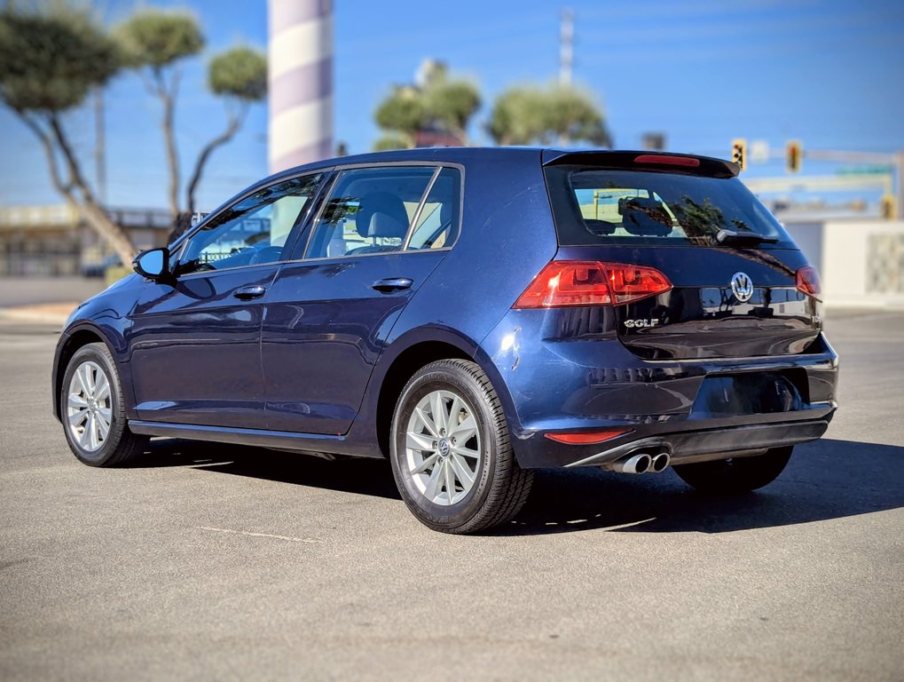 2015 Volkswagen Golf Image 4