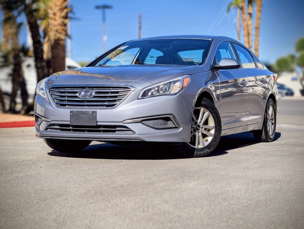 2016 Hyundai Sonata Image 1