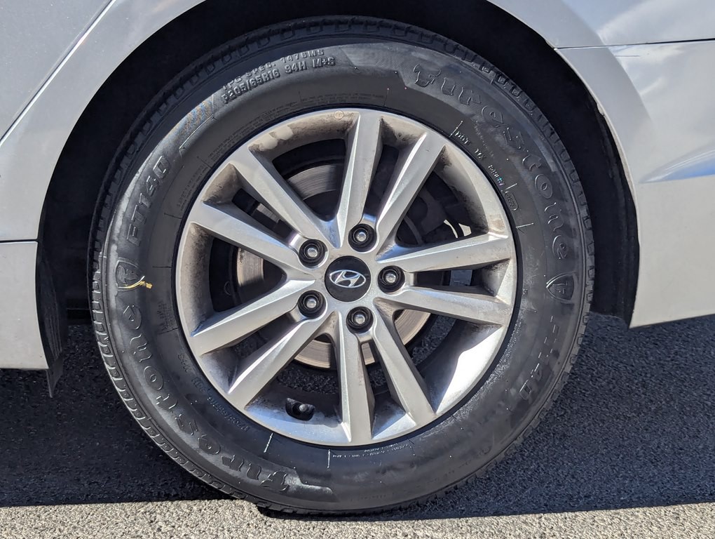 2016 Hyundai Sonata Image 9