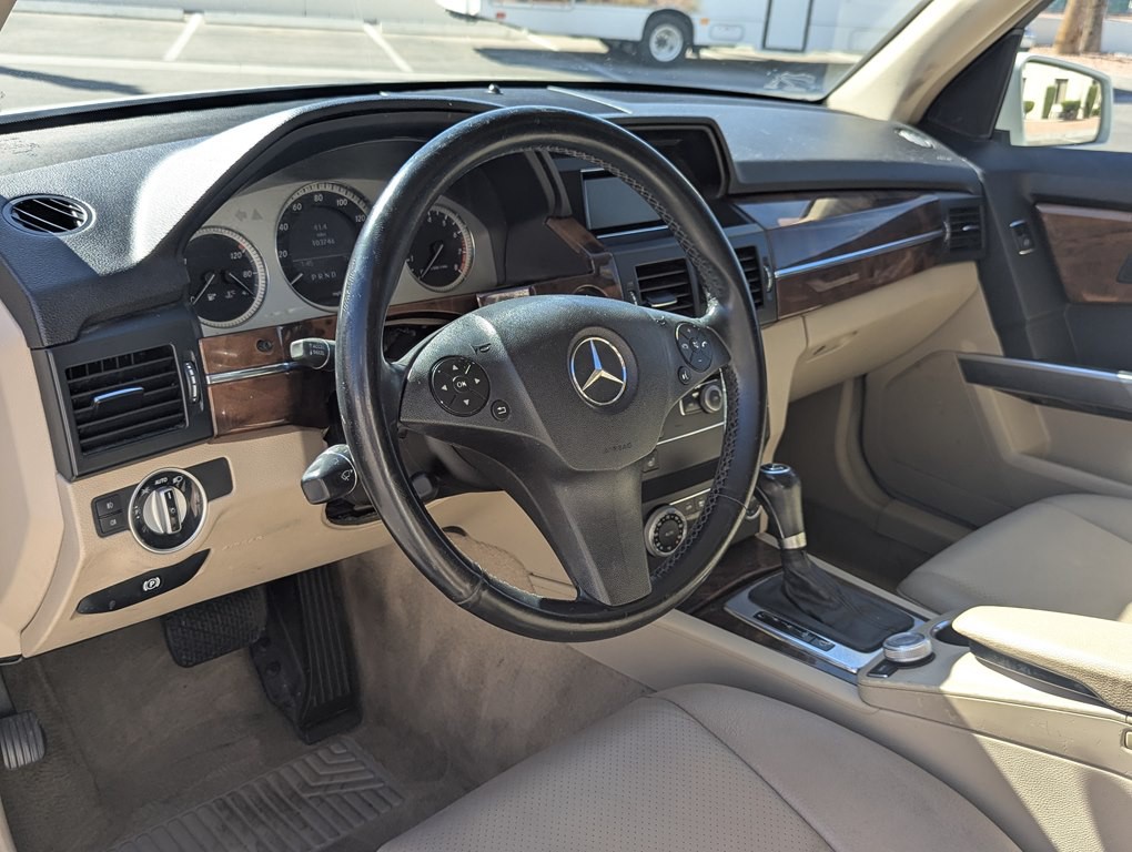 2012 Mercedes-Benz GLK-Class Image 7