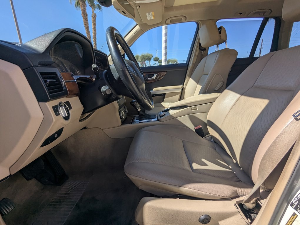 2012 Mercedes-Benz GLK-Class Image 8