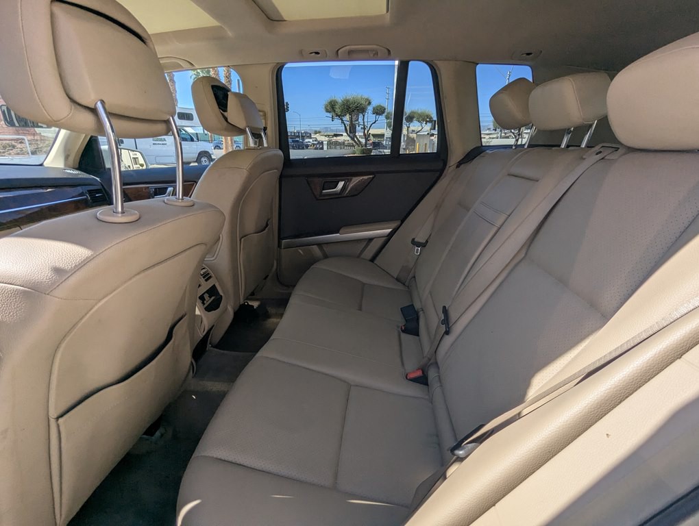 2012 Mercedes-Benz GLK-Class Image 9