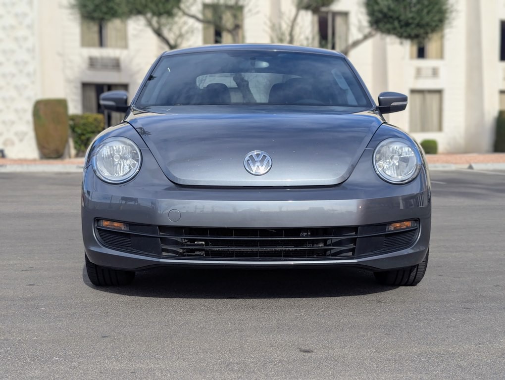 2014 Volkswagen Beetle Image 5