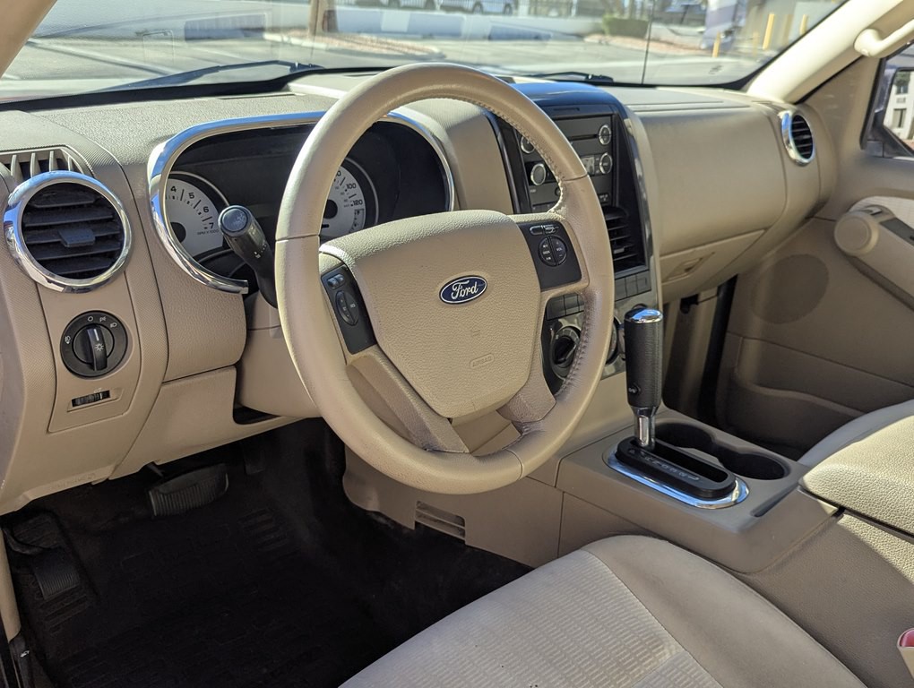 2008 Ford Explorer Image 7
