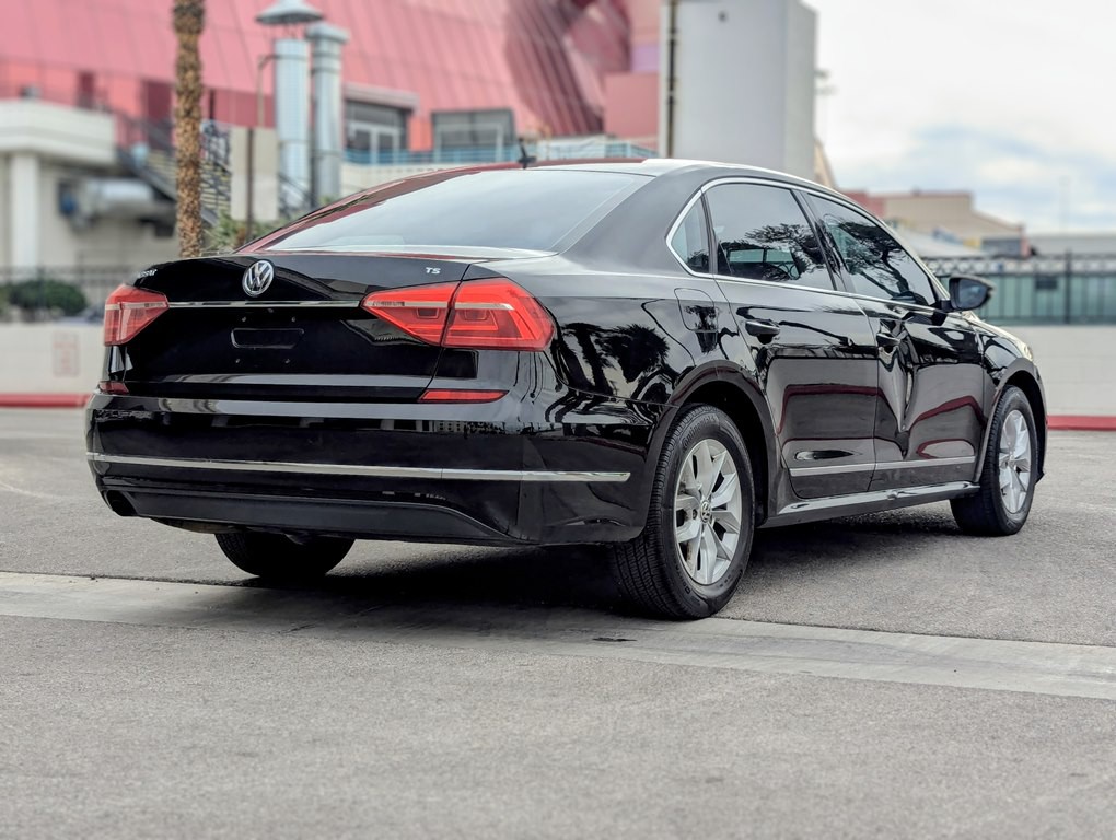 2016 Volkswagen Passat Image 3