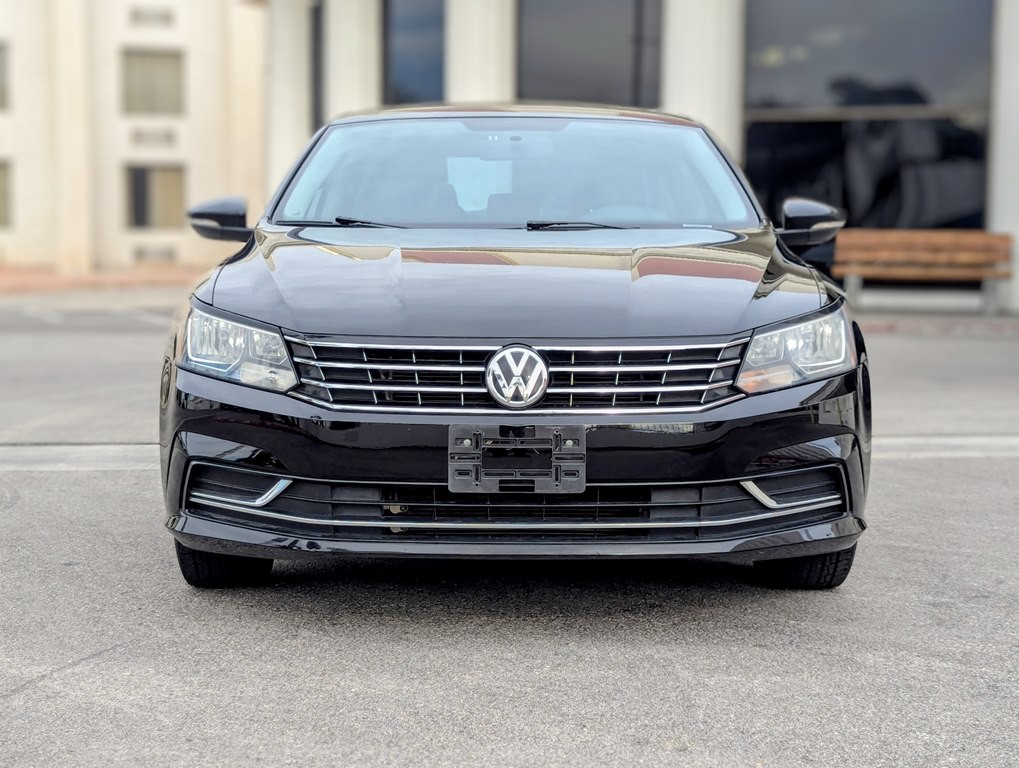 2016 Volkswagen Passat Image 5