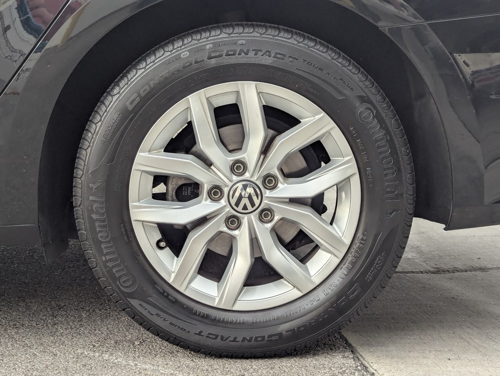 2016 Volkswagen Passat Image 10