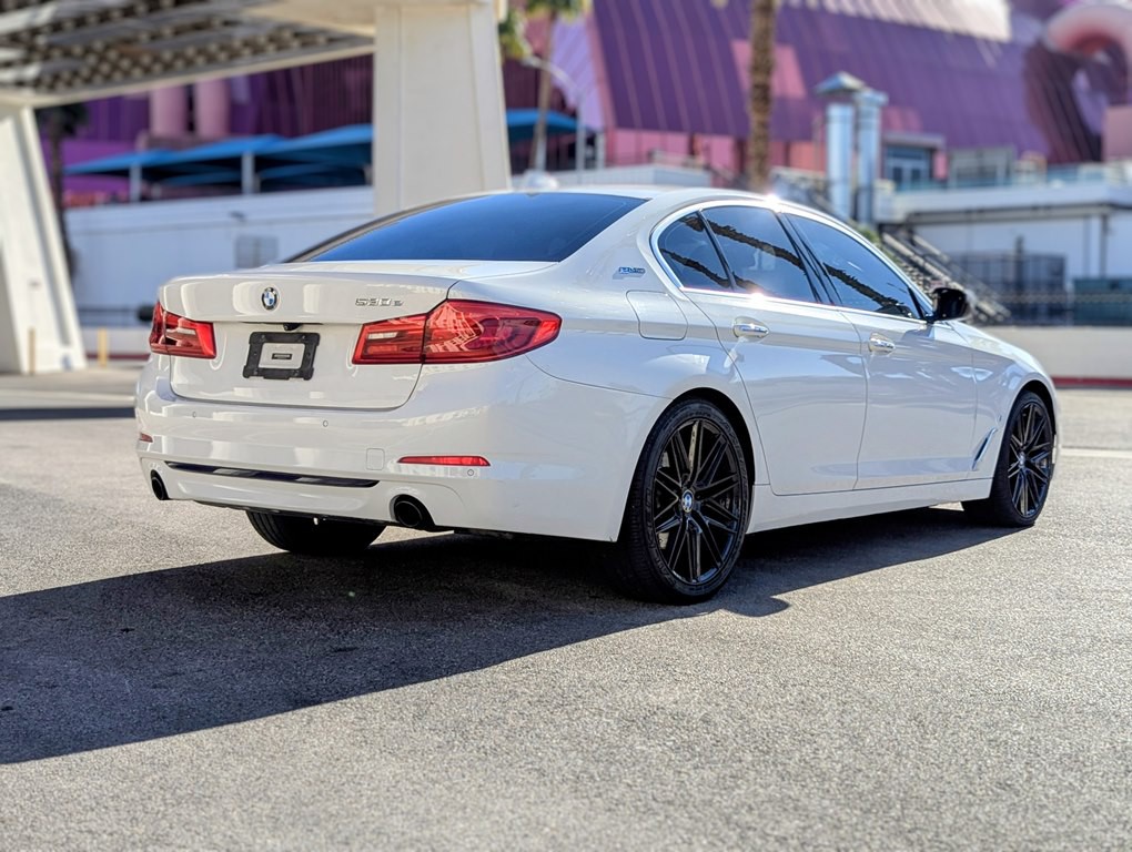 2018 BMW 5 Series Image 3