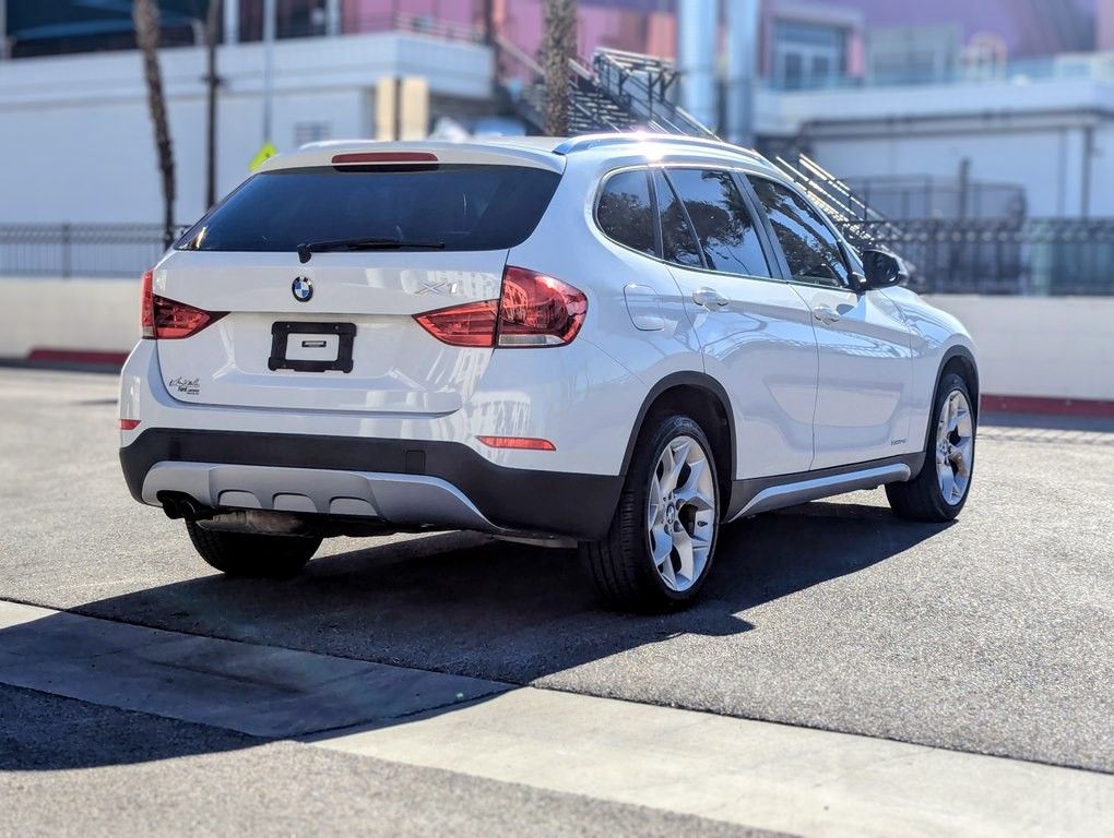 2015 BMW X1 Image 3
