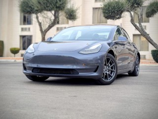 Image for 2018 Tesla Model 3 Long Rage ID: 7087821