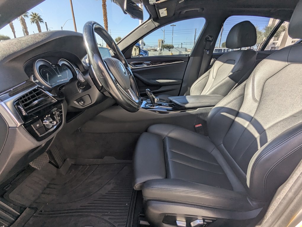2019 BMW 5 Series Image 8