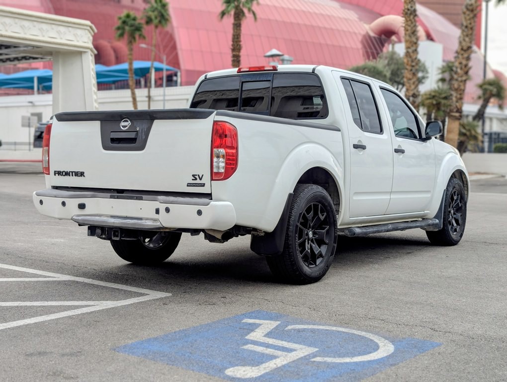 2018 Nissan Frontier Image 3