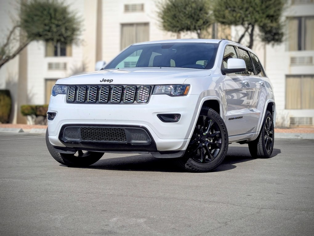 2018 Jeep Grand Cherokee Image 1