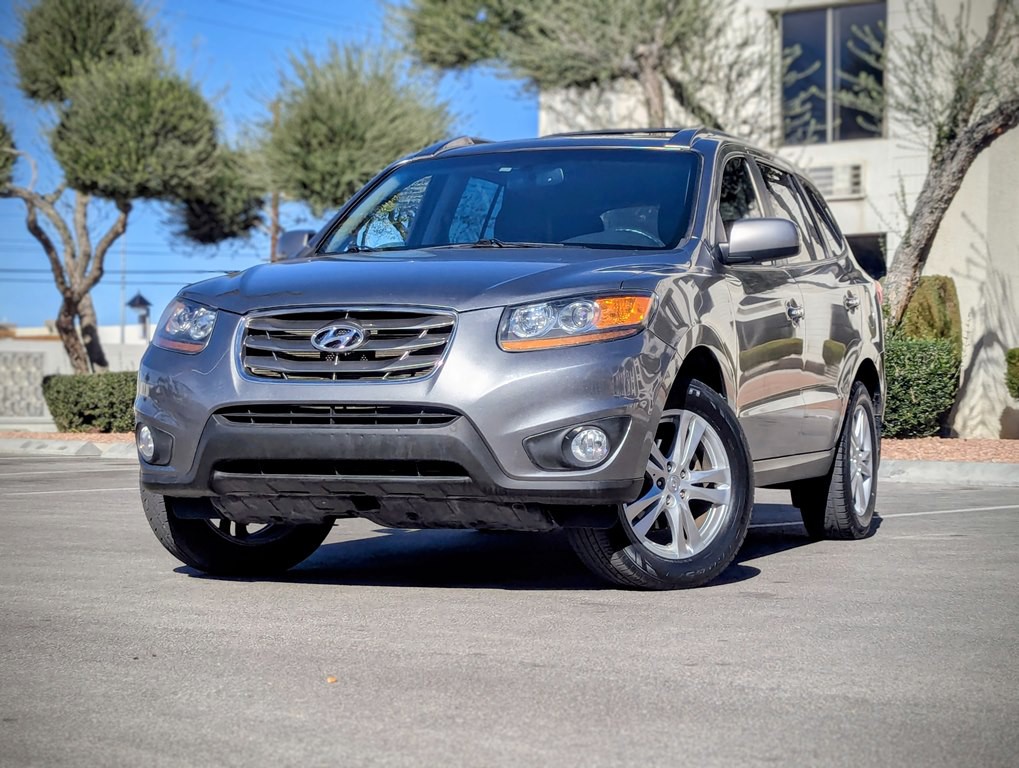 2011 Hyundai Santa Fe Image 1
