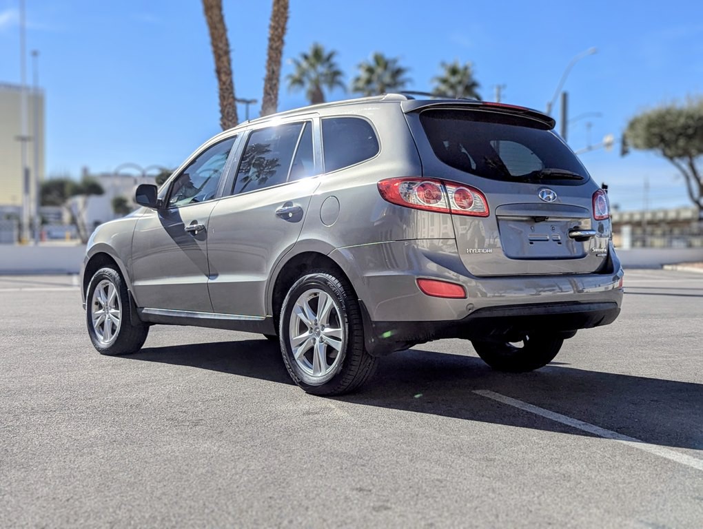2011 Hyundai Santa Fe Image 4