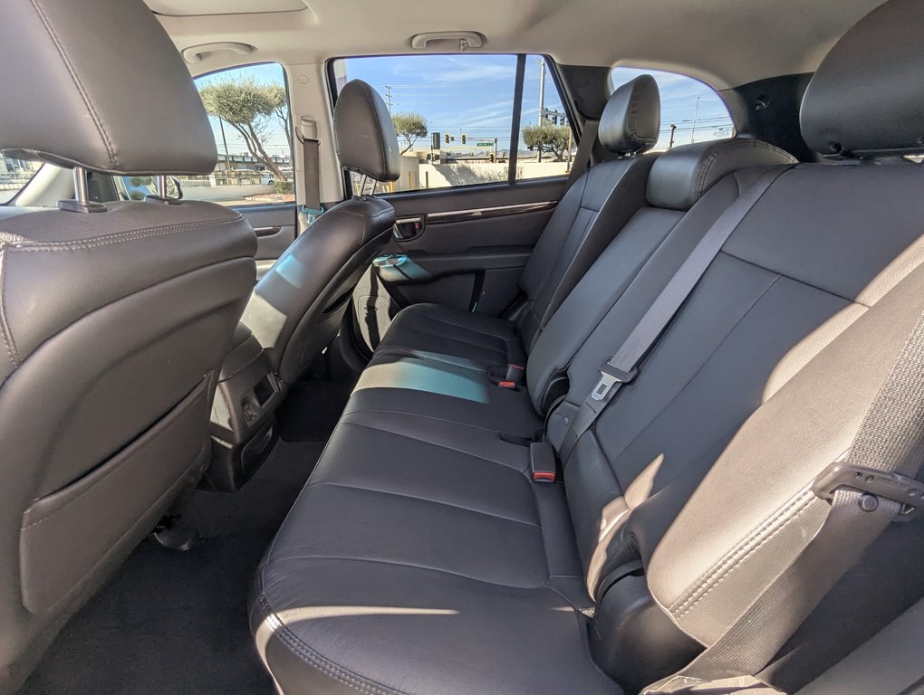 2011 Hyundai Santa Fe Image 9