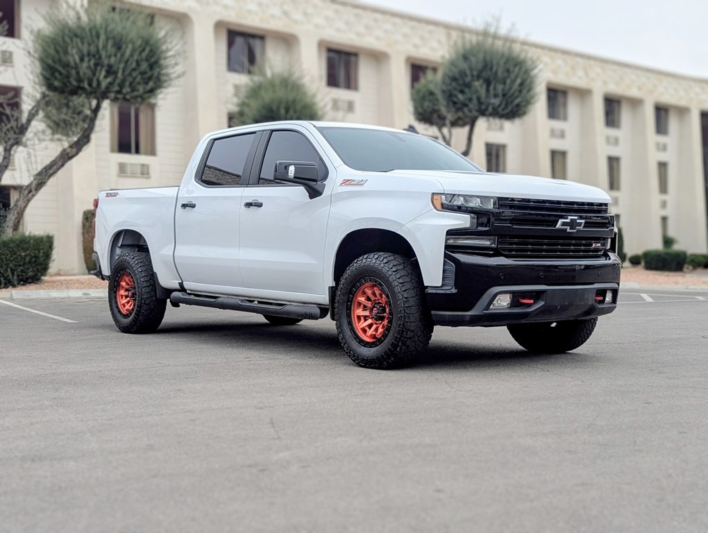 2019 Chevrolet Silverado 1500 Image 2
