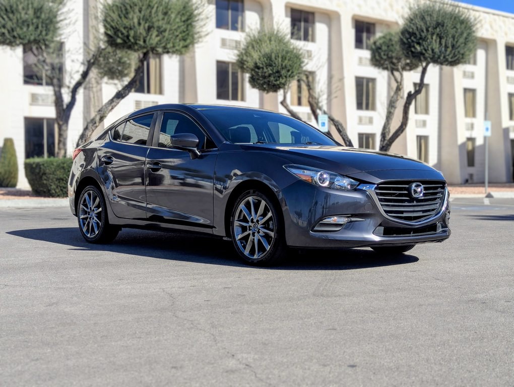 2018 Mazda Mazda3 Image 2