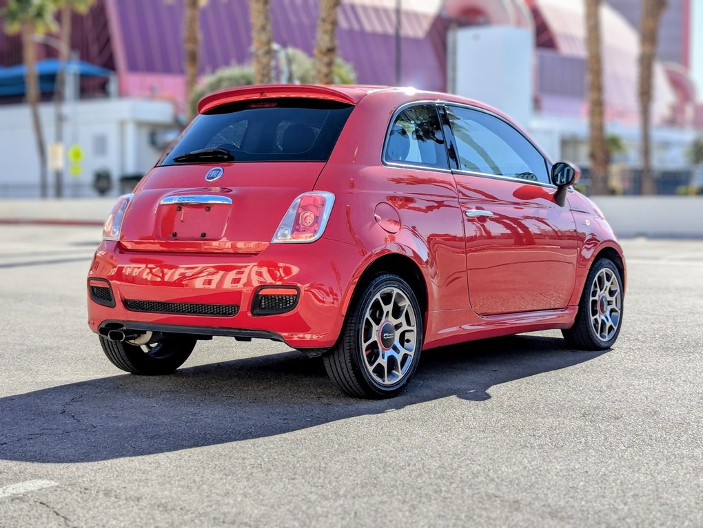 2015 FIAT 500 Image 3