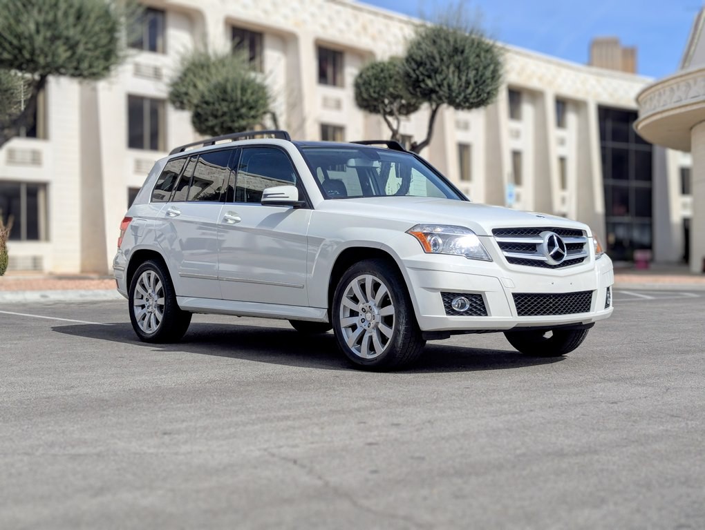 2012 Mercedes-Benz GLK-Class Image 2